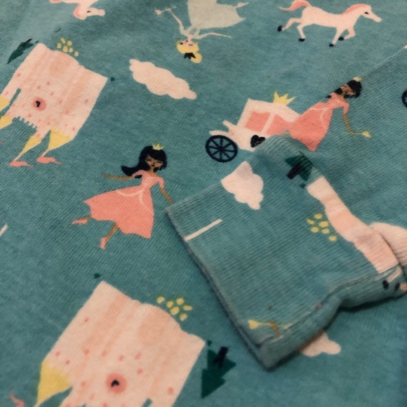 Carter’s Girls Princess Pajamas Set - Picture 6 of 7